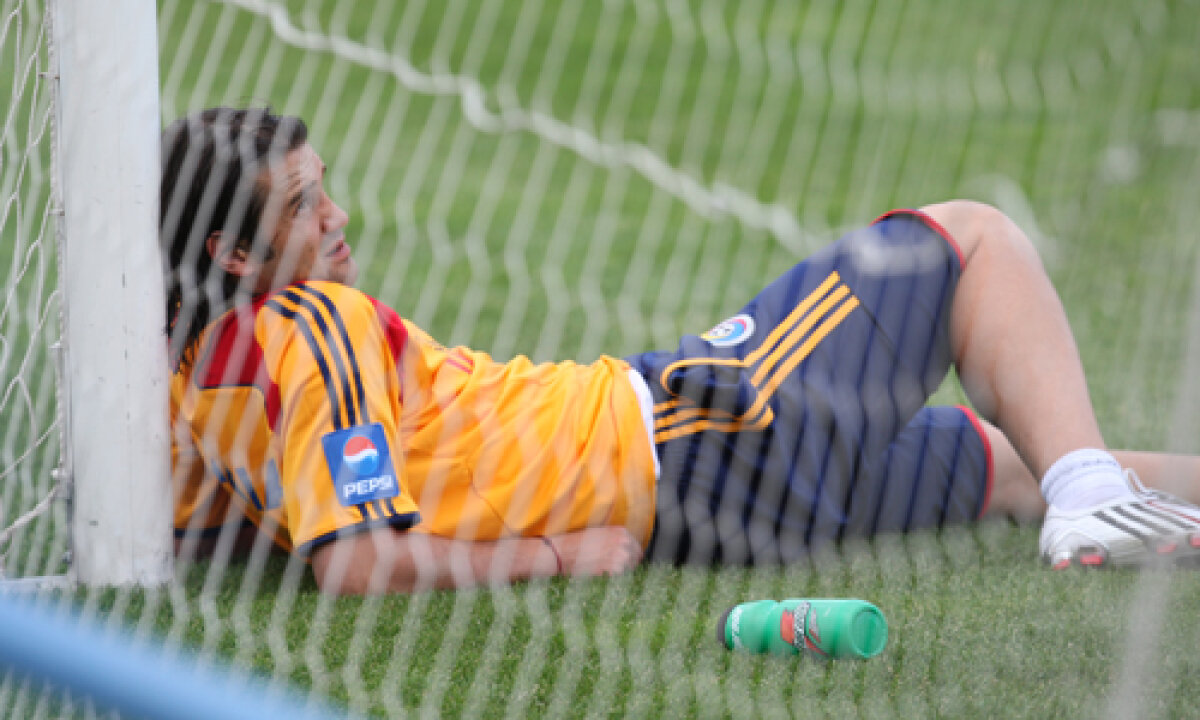 La 30 de ani, Cristi Chivu e cel mai tînăr lider al echipei naţionale se retrage » Căpitanul părăseşte corabia