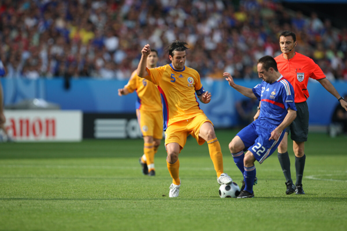 La 30 de ani, Cristi Chivu e cel mai tînăr lider al echipei naţionale se retrage » Căpitanul părăseşte corabia