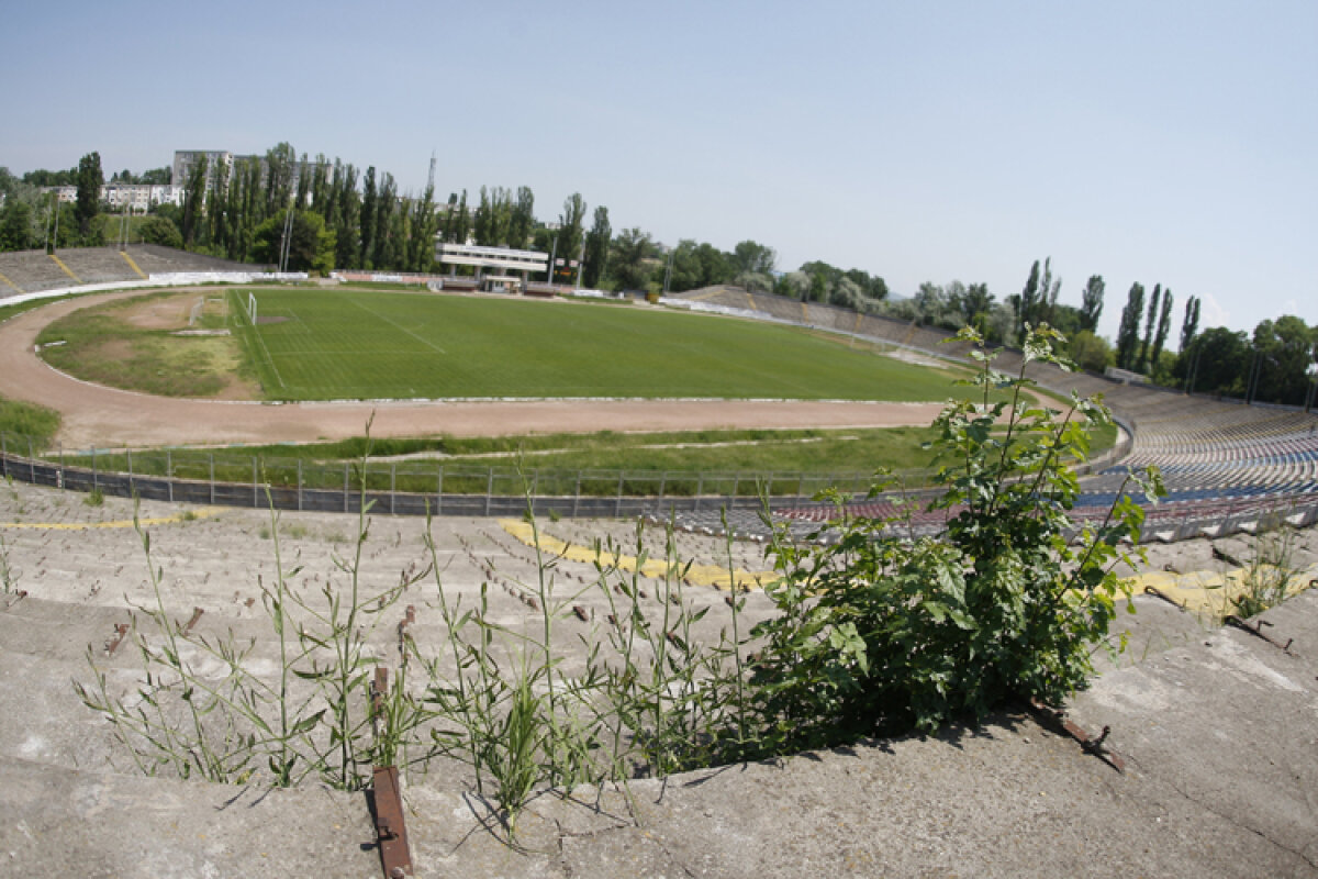 FOTO » Oţelul vrea să joace în Ligă pe arena Dunării Galaţi, dar stadionul e în paragină