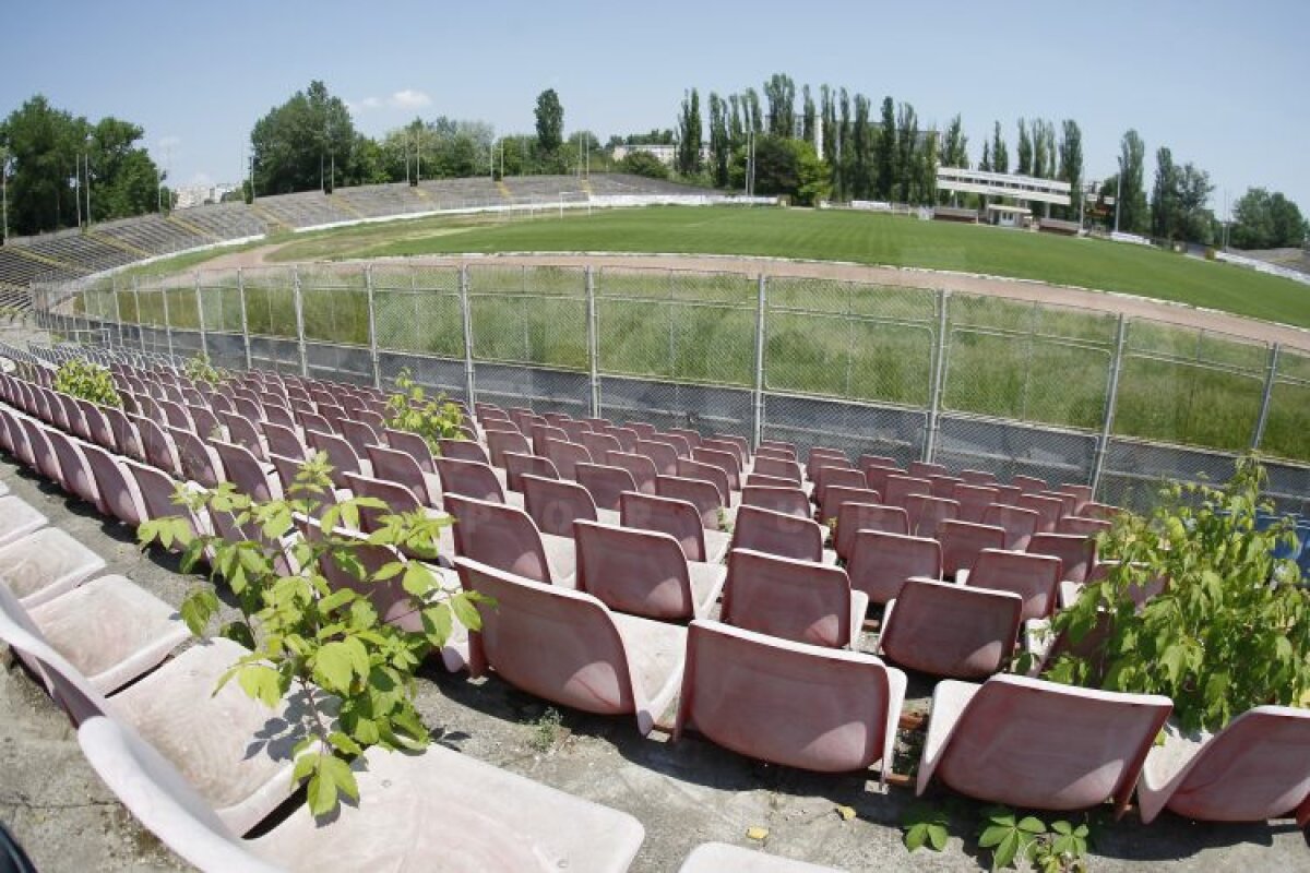 FOTO » Oţelul vrea să joace în Ligă pe arena Dunării Galaţi, dar stadionul e în paragină