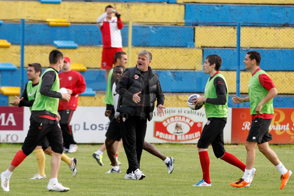 FOTO » Fortăreaţa Steaua vs. Transparenţa de la Dinamo