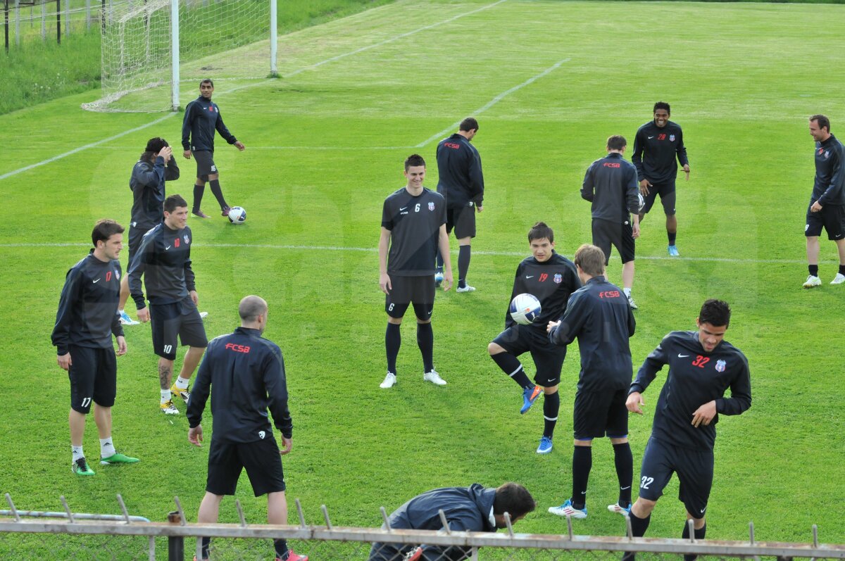 FOTO » Fortăreaţa Steaua vs. Transparenţa de la Dinamo