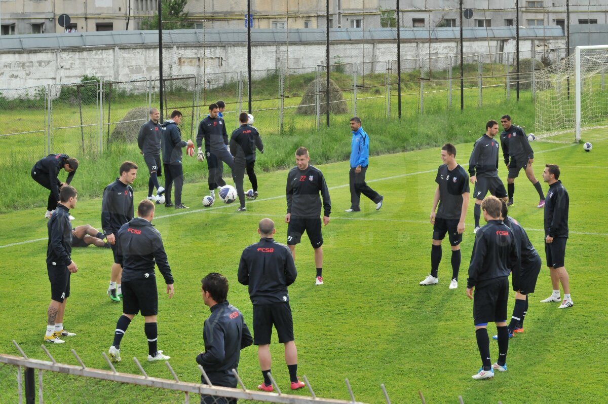 FOTO » Fortăreaţa Steaua vs. Transparenţa de la Dinamo