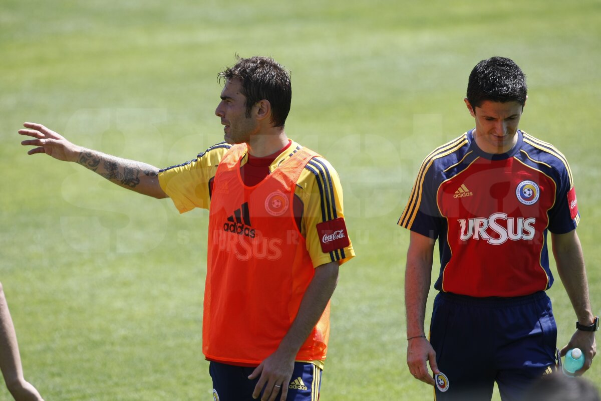 Mutu a pierdut un pariu de 80€ la antrenamentul naţionalei! :D