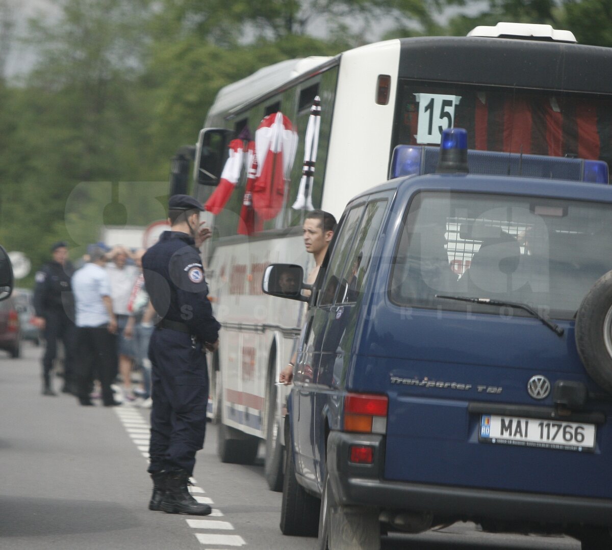 UPDATE » Avem echipele! Oli intră cu Dică şi Bilaşco, Ando răspunde cu doi închizători