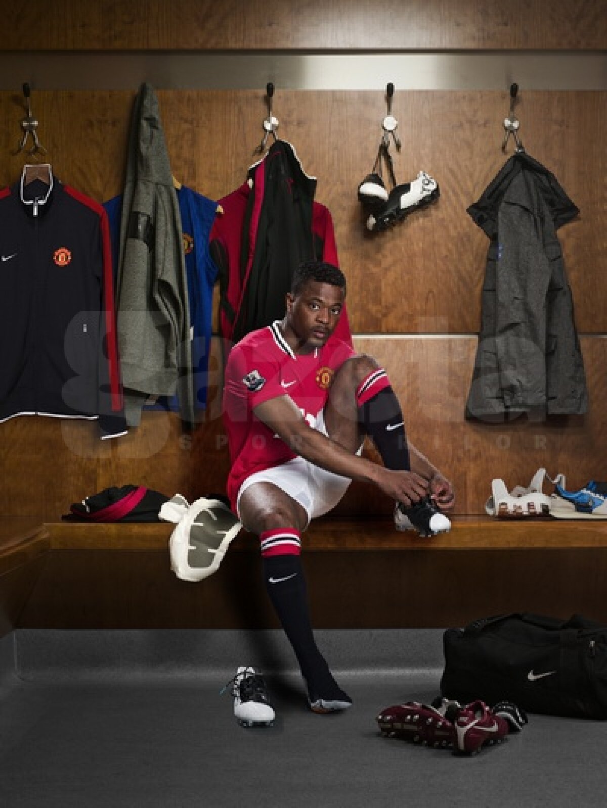 Manchester United şi-a prezentat noul echipament pentru sezonul următor