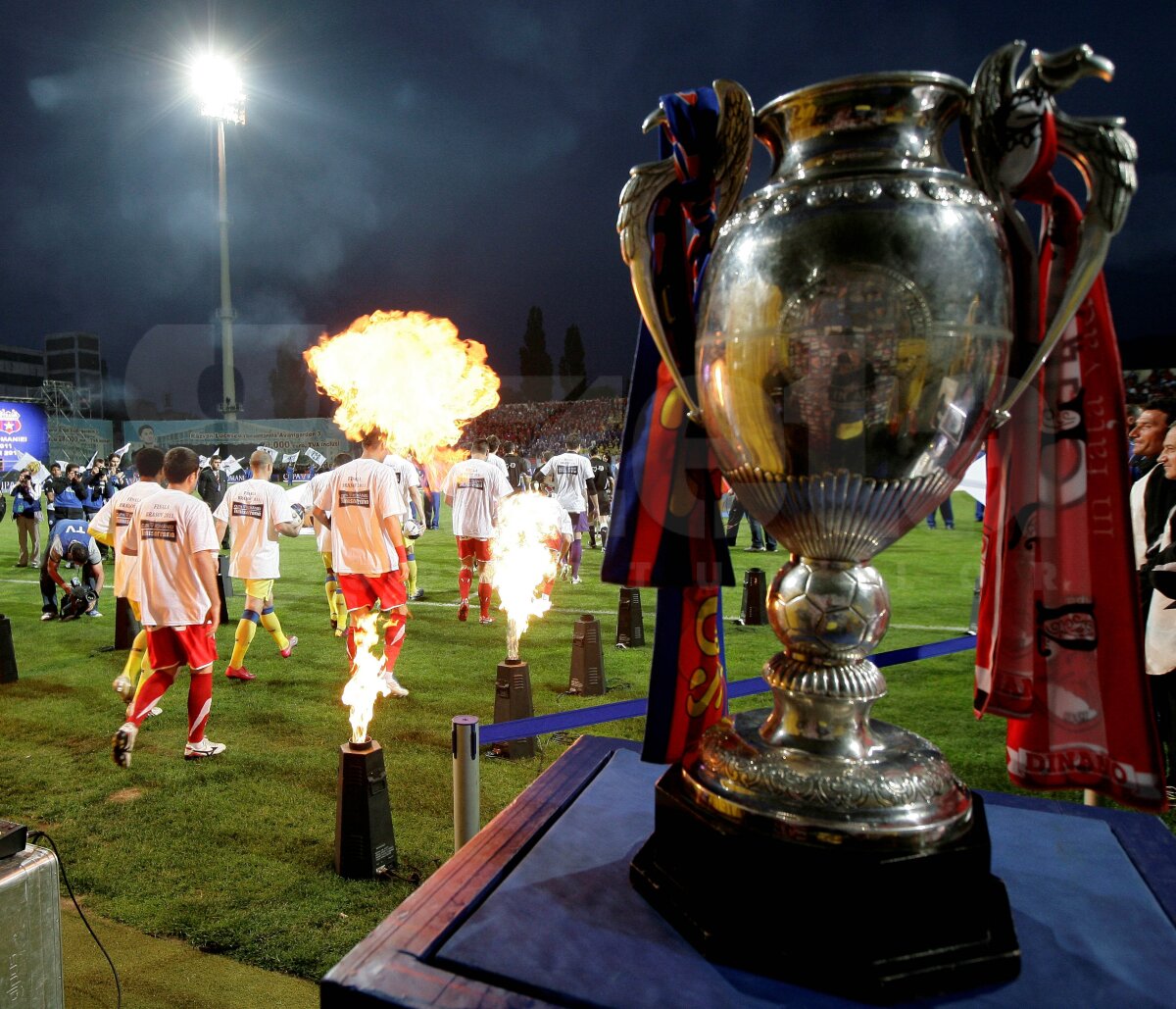 Steaua cîştigă Cupa României după un meci nebun cu rivala de-o viaţă!