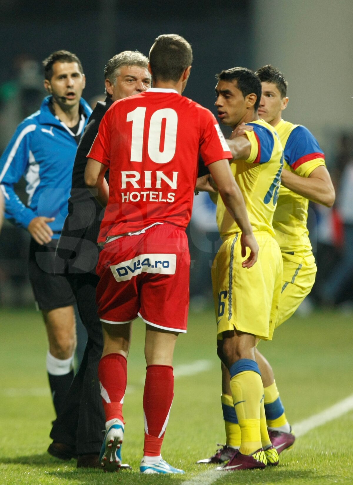 Steaua cîştigă Cupa României după un meci nebun cu rivala de-o viaţă!