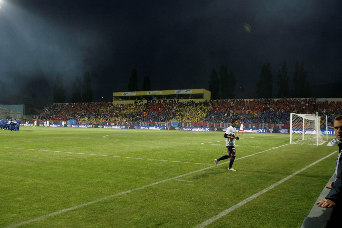 Spectacol în tribune la Steaua-Dinamo » Ca-n vremurile bune