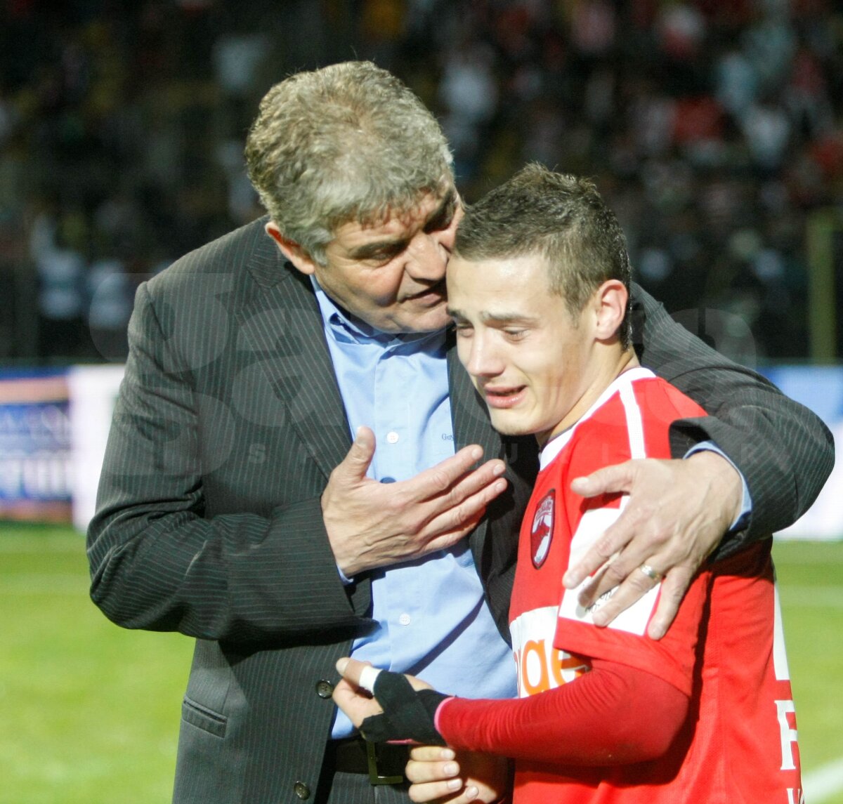 Steaua a cîştigat Cupa, dar l-a pierdut pe Olăroiu » Alesul e Zenga!