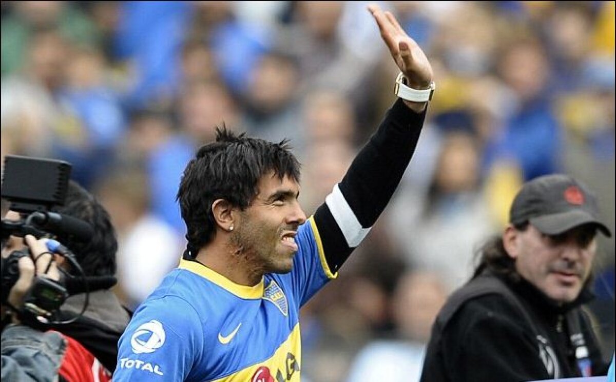 FOTO & VIDEO Tevez, primit regeşte de fanii lui Boca! 50.000 de fani l-au aclamat minute în şir
