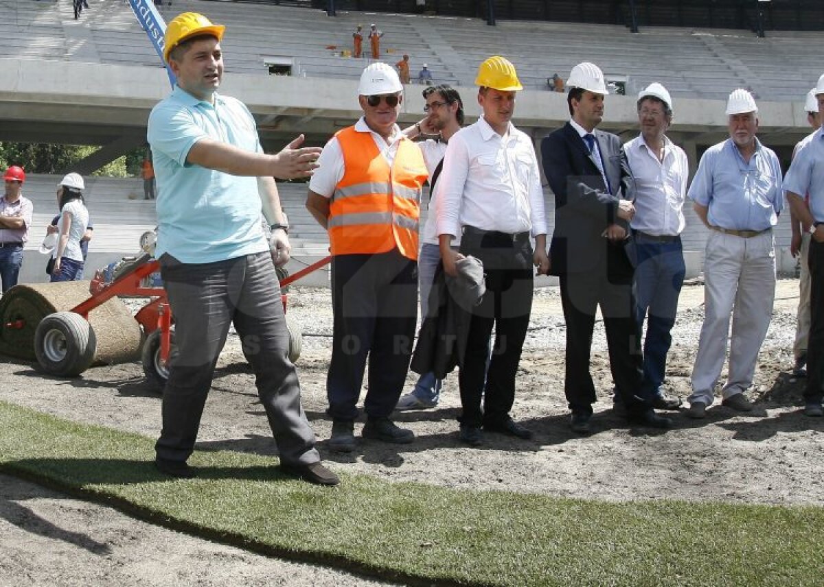 FOTO » Se montează gazonul pe "Cluj Arena" » Iată cum arată noul stadion al lui "U"