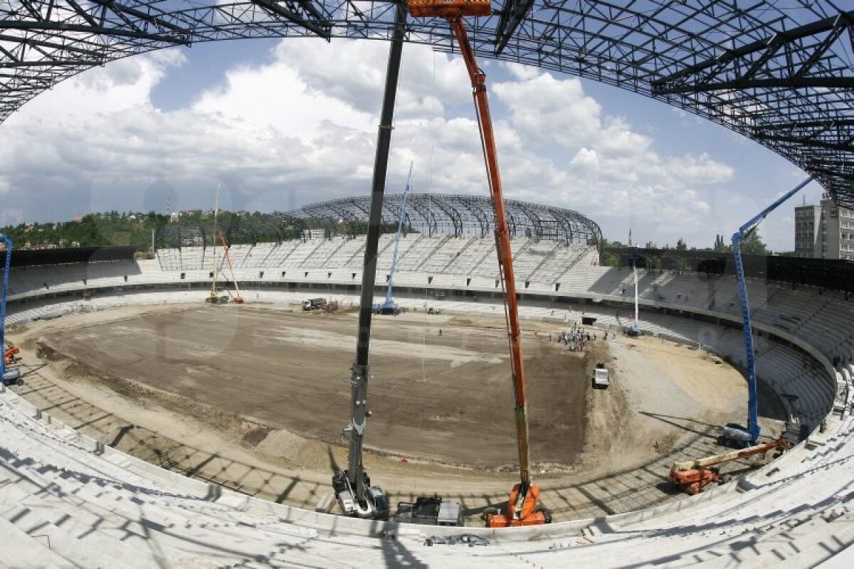 FOTO » Se montează gazonul pe "Cluj Arena" » Iată cum arată noul stadion al lui "U"