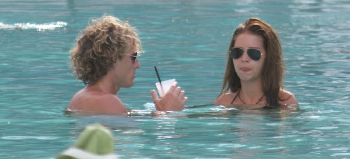 GALERIE FOTO » Forlan şi iubita sa, cel mai hot cuplu al verii!