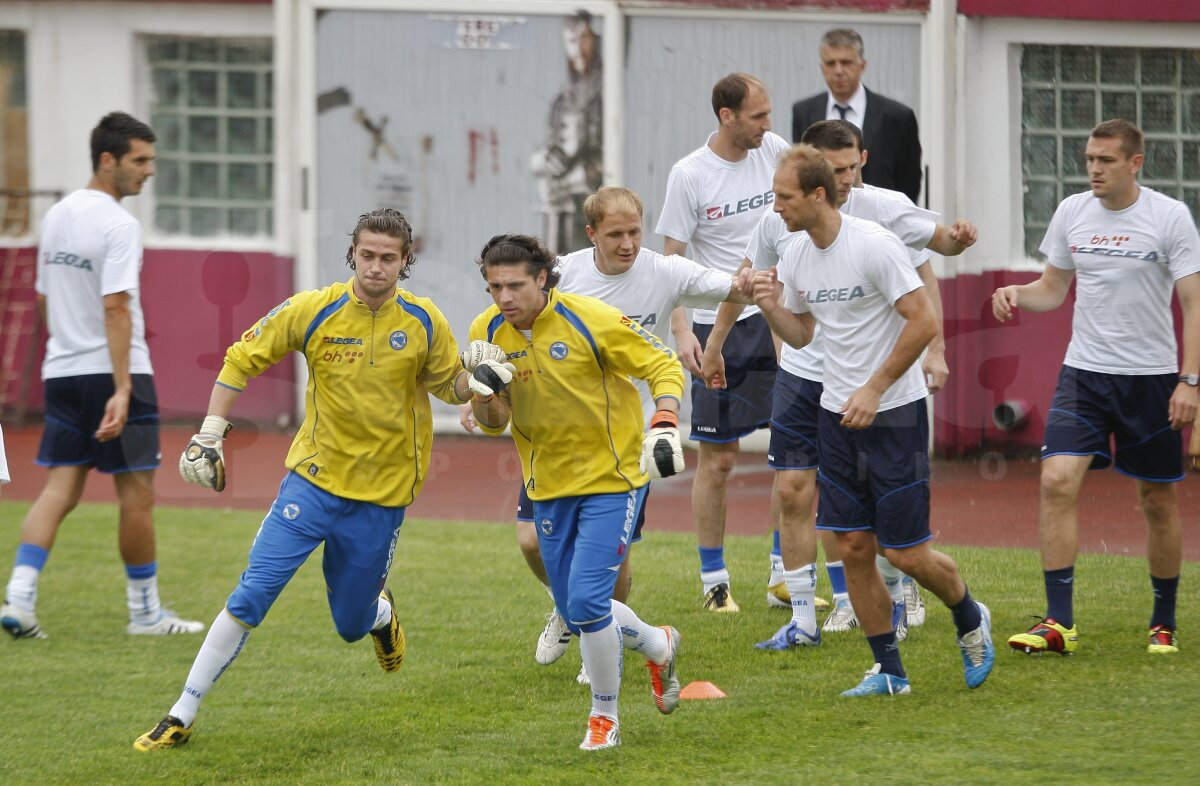 FOTO Safet Susici: "Am venit să nu pierdem împotriva României, dar vom juca ofensiv"