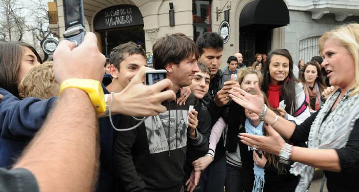 Un necunoscut a încercat să-l agreseze pe starul Barcelonei » Messi: "Sînt bine, nici nu m-a atins"