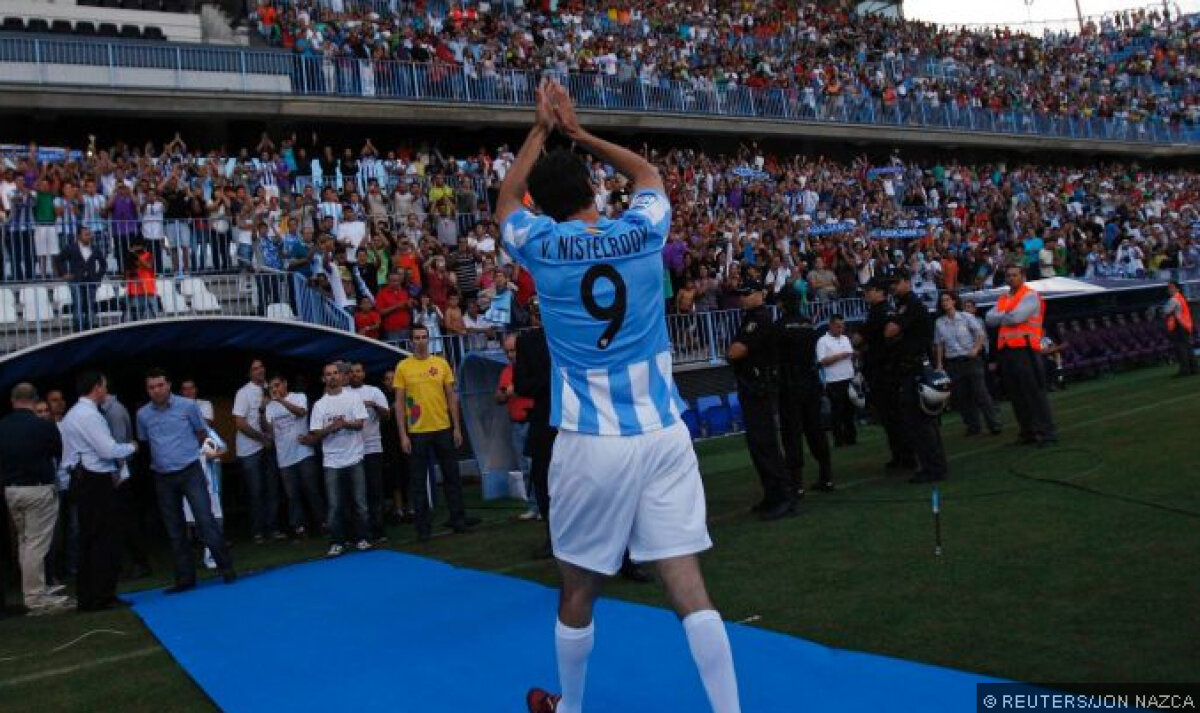 FOTO 20.000 de fani ai lui Malaga au venit la prezentarea lui Van Nistelrooy