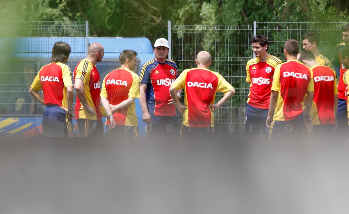 EXCLUSIV » Condiţia lui Răzvan: "Mă lăsaţi şi la Rapid, rămîn şi la naţională"