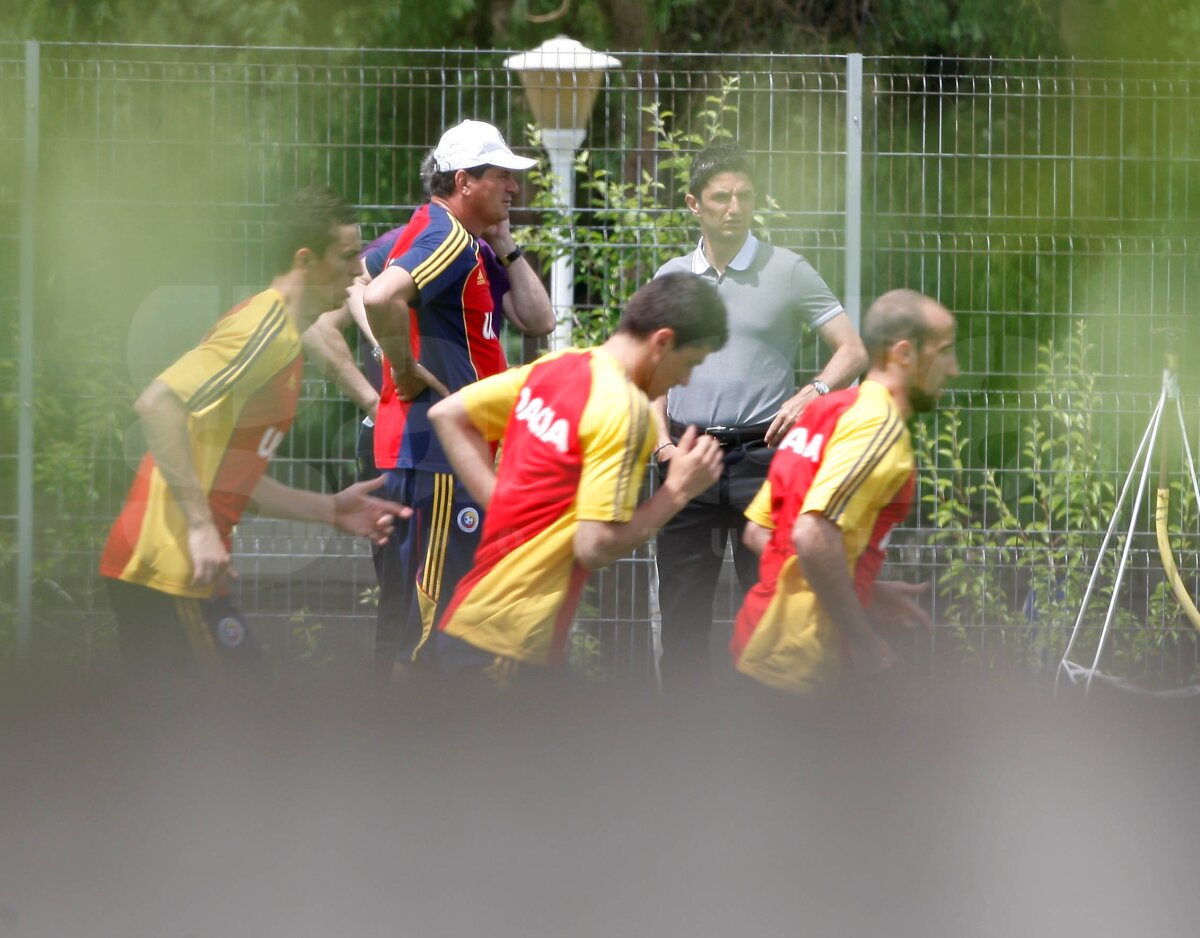 EXCLUSIV » Condiţia lui Răzvan: "Mă lăsaţi şi la Rapid, rămîn şi la naţională"