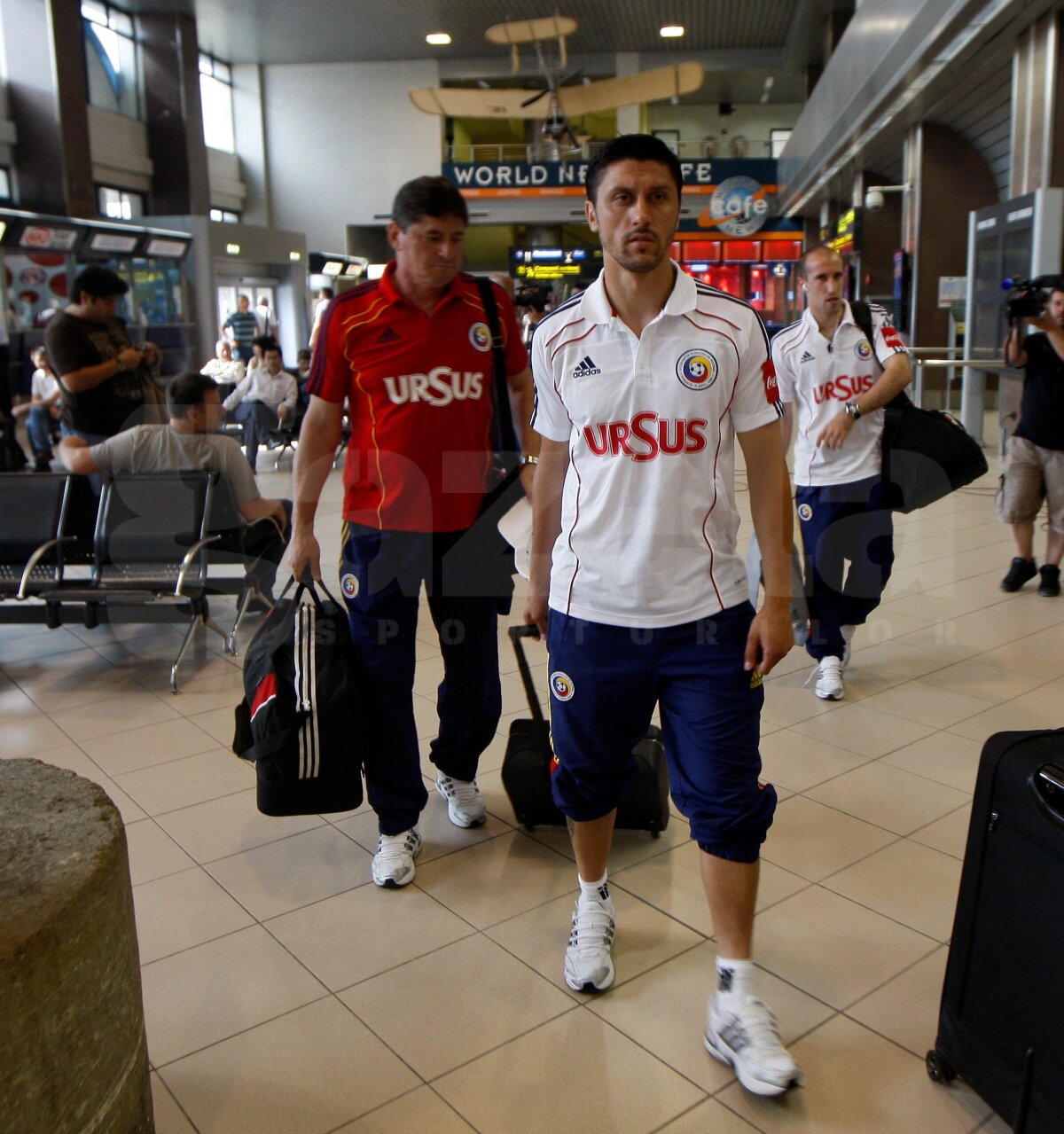 EXCLUSIV » Condiţia lui Răzvan: "Mă lăsaţi şi la Rapid, rămîn şi la naţională"