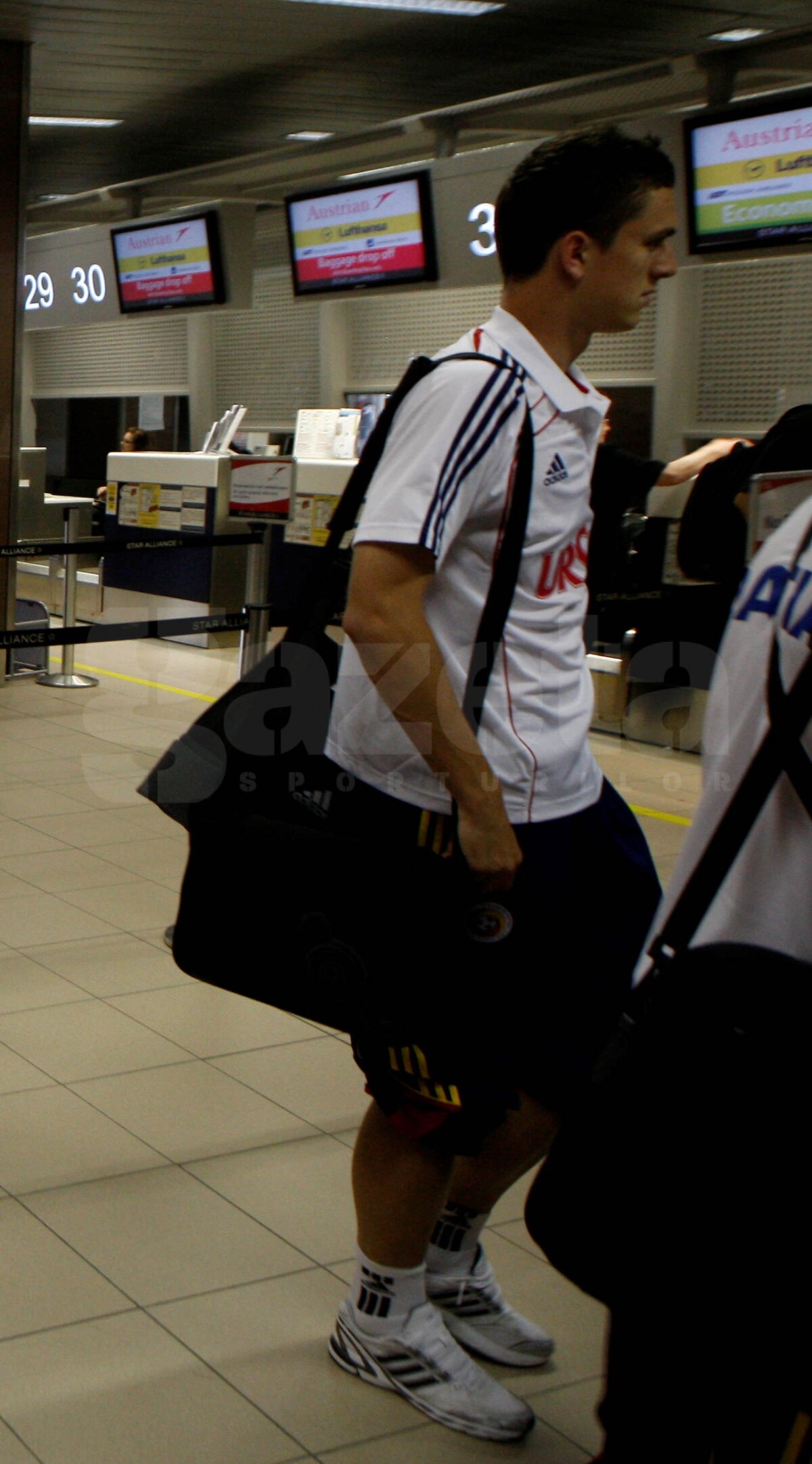 EXCLUSIV » Condiţia lui Răzvan: "Mă lăsaţi şi la Rapid, rămîn şi la naţională"