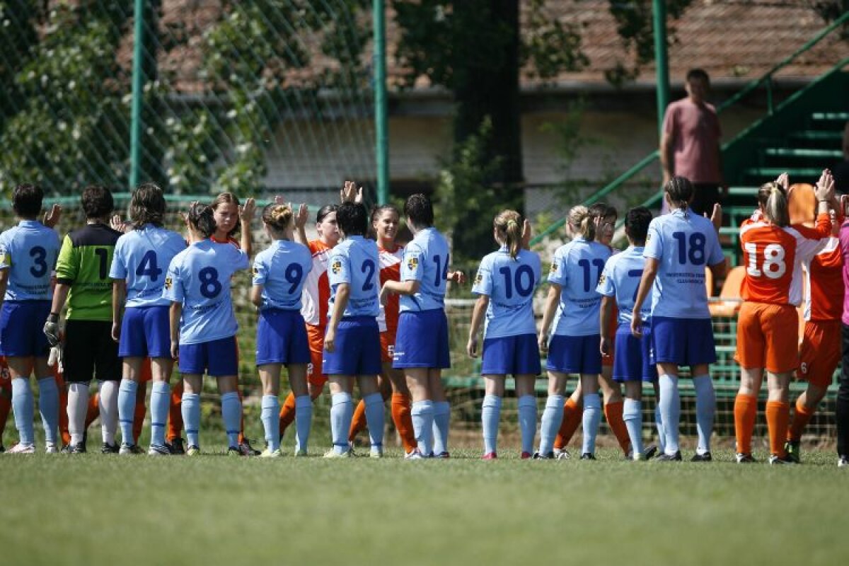 FOTO Cosmina Duşa, de la Olimpia Cluj, şi-a dat jos tricoul după ce a marcat peste 100 de goluri