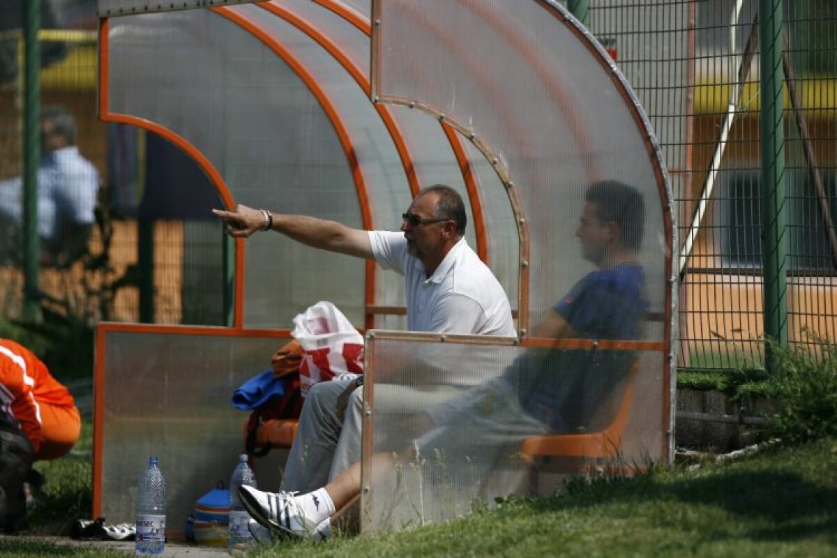 FOTO Cosmina Duşa, de la Olimpia Cluj, şi-a dat jos tricoul după ce a marcat peste 100 de goluri