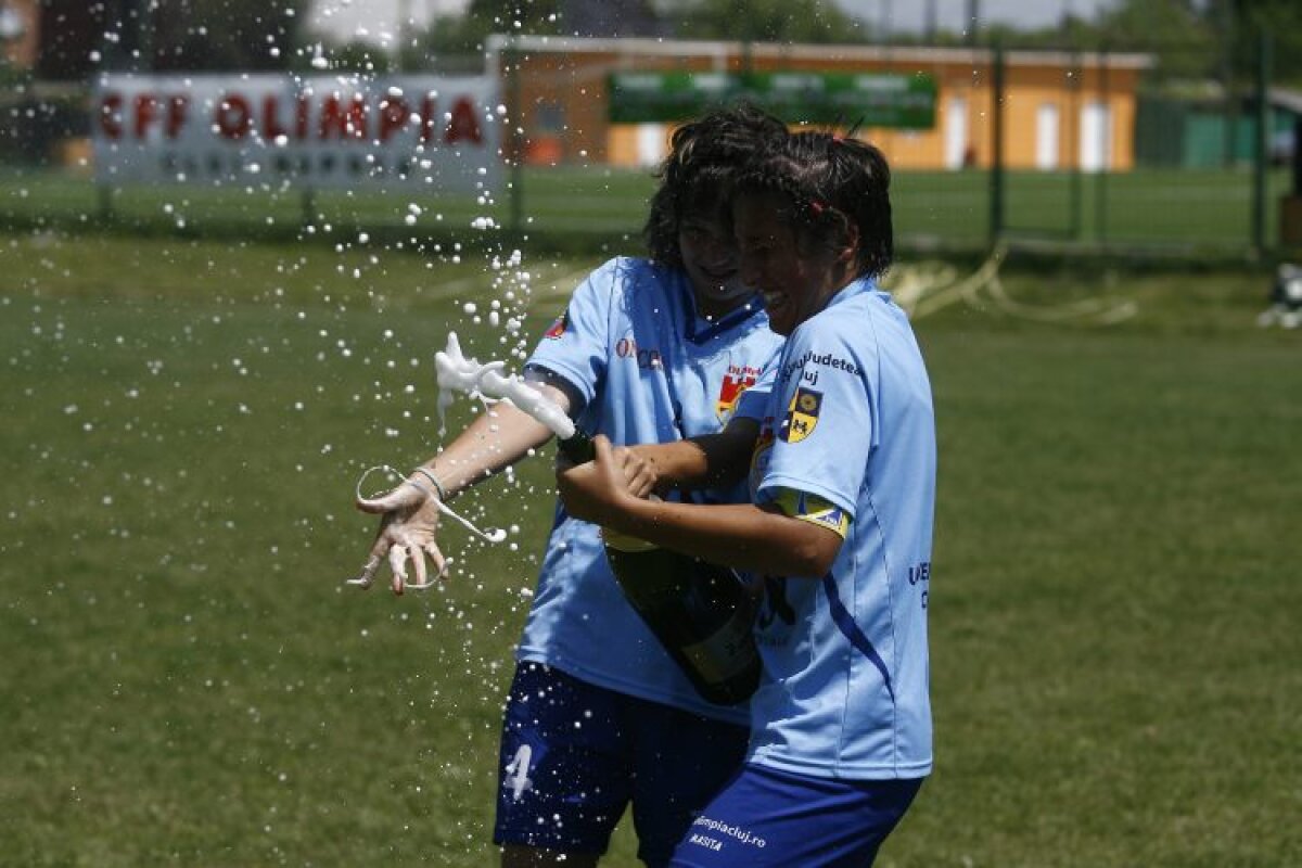 FOTO Cosmina Duşa, de la Olimpia Cluj, şi-a dat jos tricoul după ce a marcat peste 100 de goluri