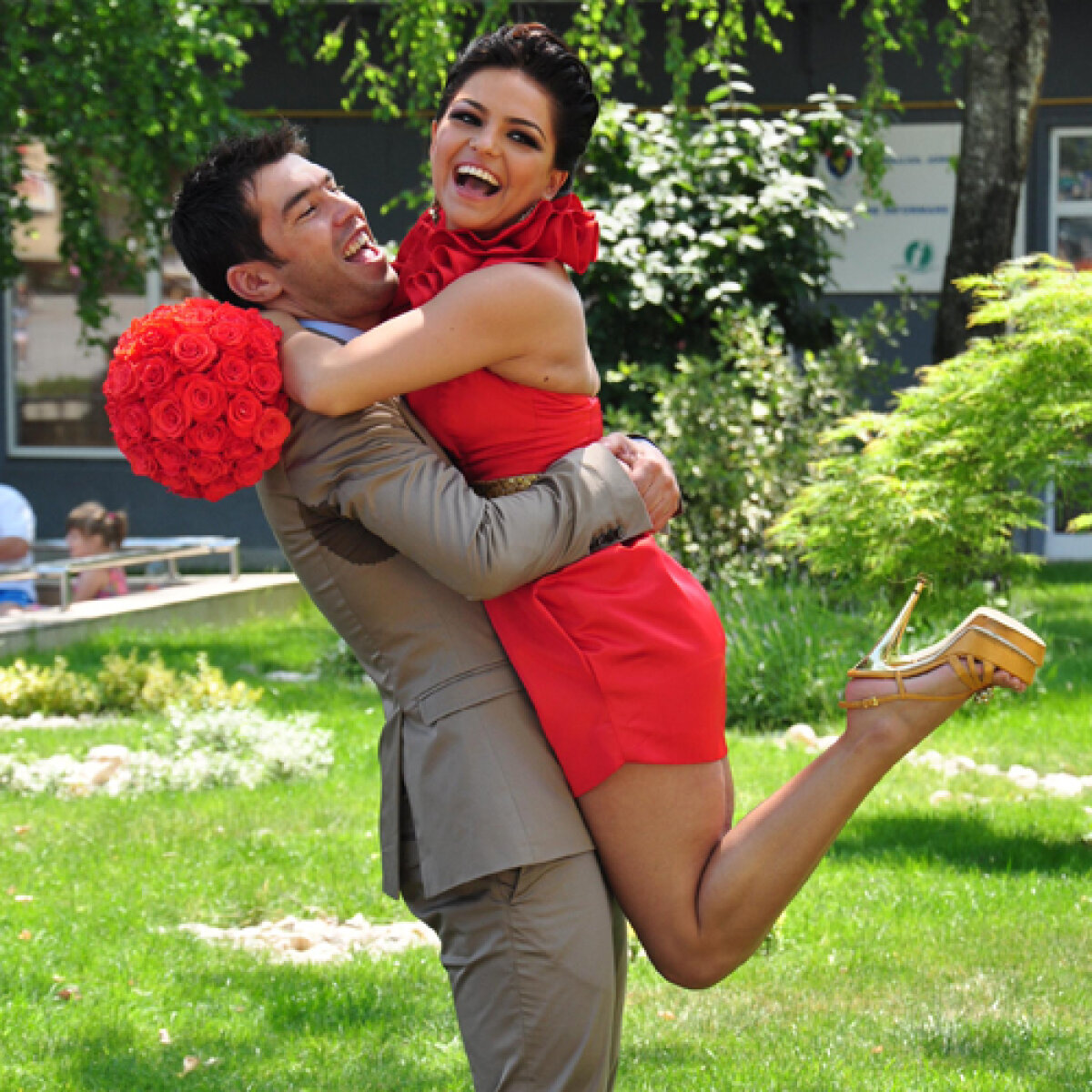 Nuntă la Dinamo » "China" a semnat