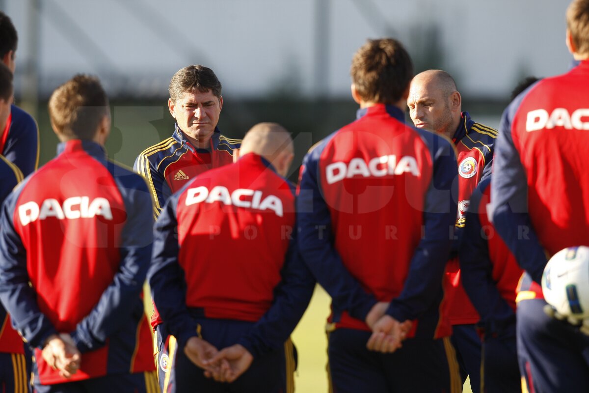 FOTO Cine conduce naţionala în Brazilia? Vezi imagini de la antrenamentul de azi-noapte