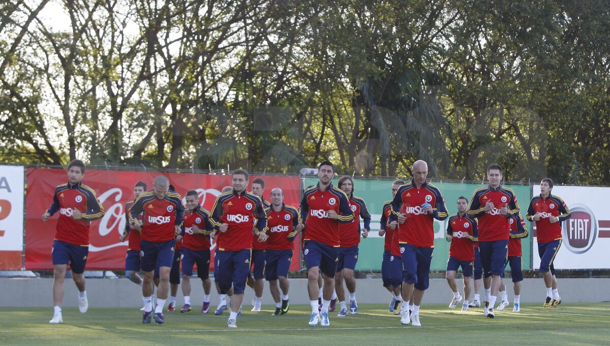 FOTO Cine conduce naţionala în Brazilia? Vezi imagini de la antrenamentul de azi-noapte