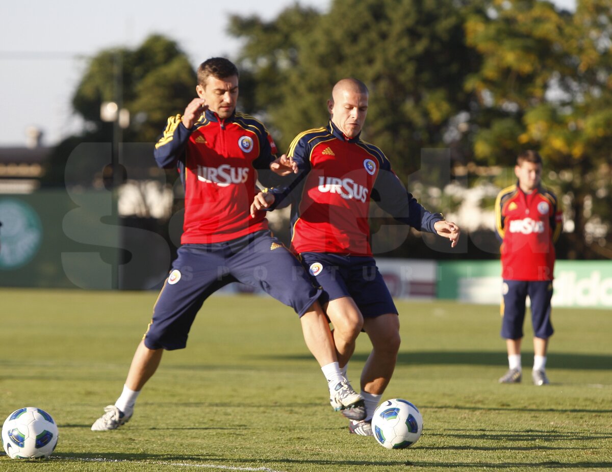 FOTO Cine conduce naţionala în Brazilia? Vezi imagini de la antrenamentul de azi-noapte
