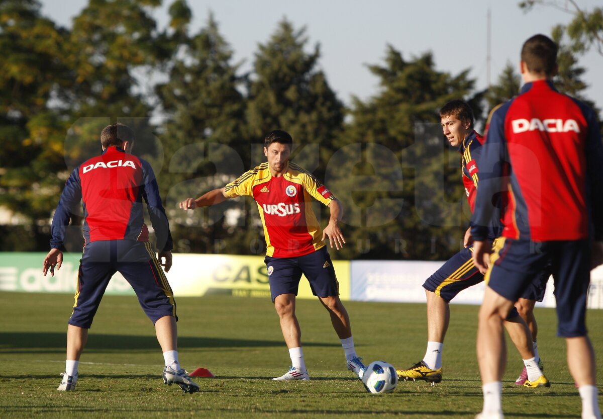 FOTO Cine conduce naţionala în Brazilia? Vezi imagini de la antrenamentul de azi-noapte