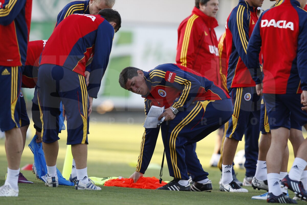 FOTO Cine conduce naţionala în Brazilia? Vezi imagini de la antrenamentul de azi-noapte