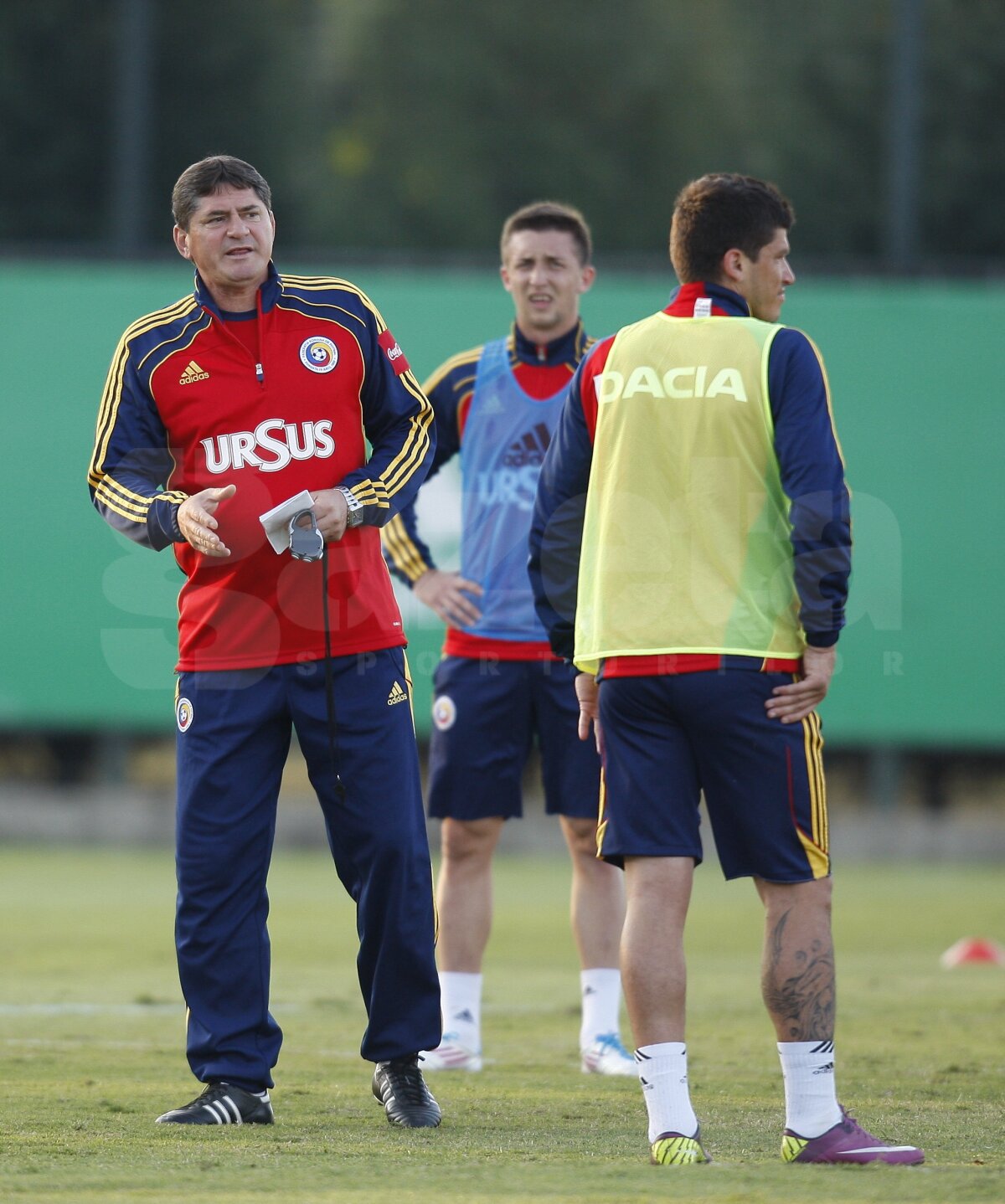 FOTO Cine conduce naţionala în Brazilia? Vezi imagini de la antrenamentul de azi-noapte