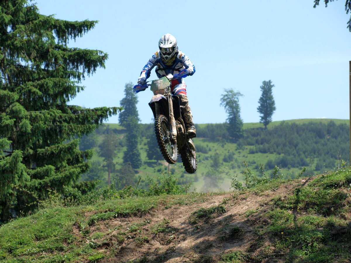 FOTO! Etapă de European de Enduro la Comăneşti: românul Kovacs pe locul şase