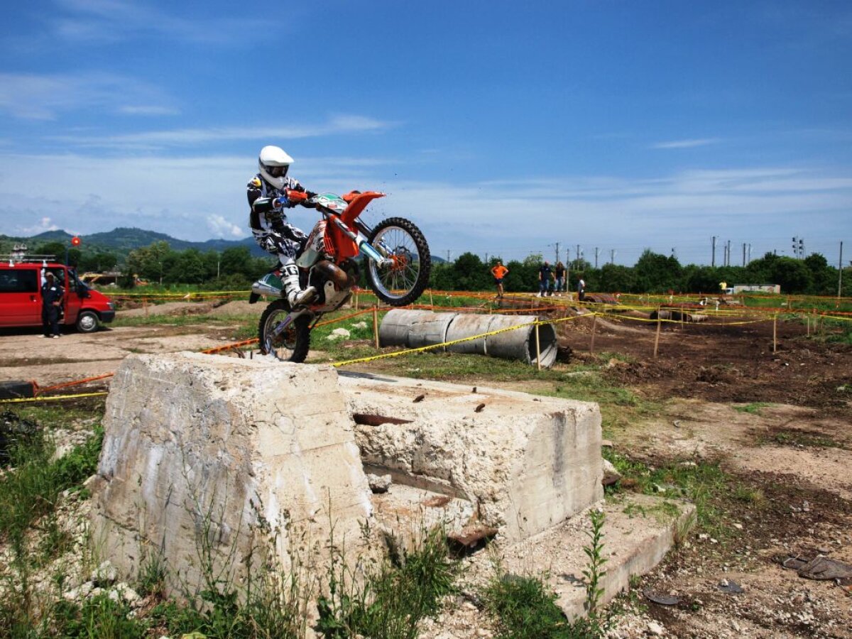 FOTO! Etapă de European de Enduro la Comăneşti: românul Kovacs pe locul şase
