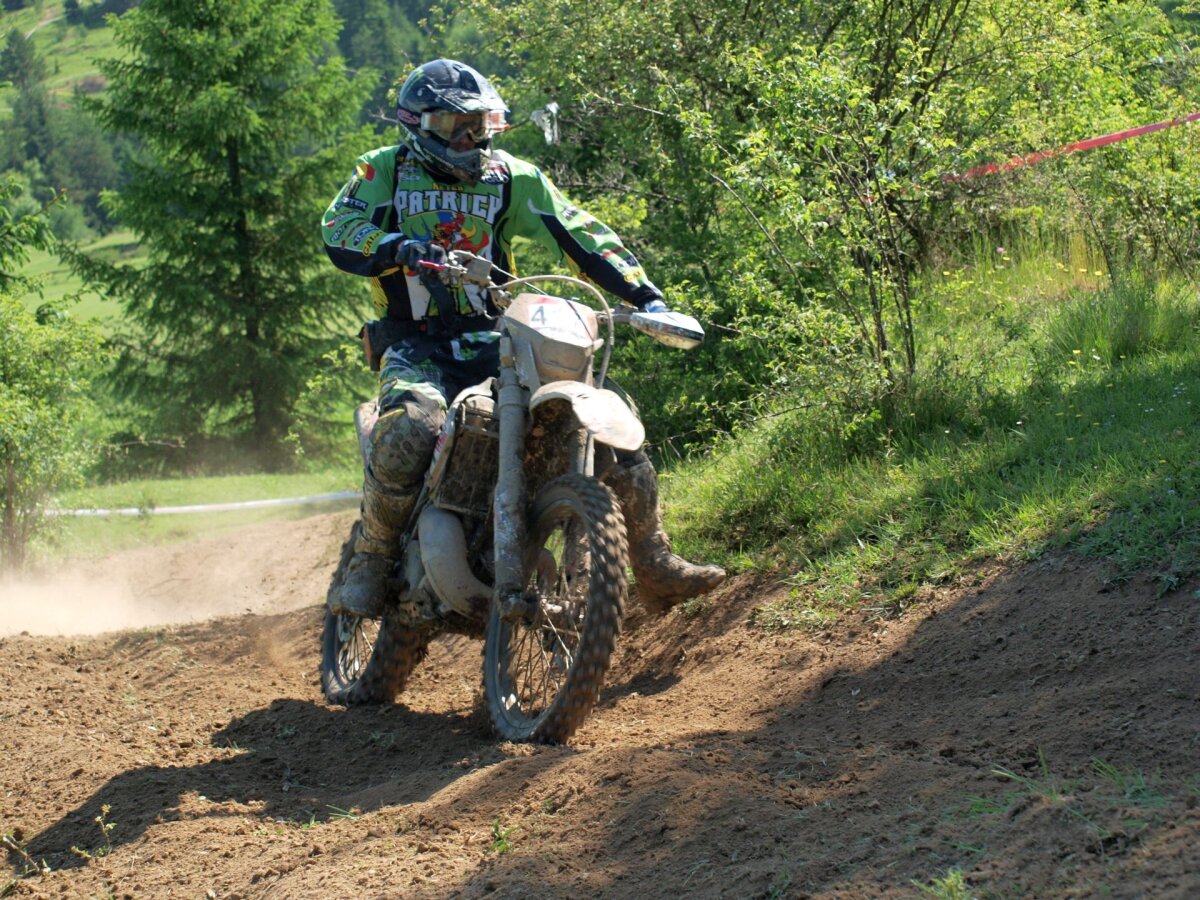 FOTO! Etapă de European de Enduro la Comăneşti: românul Kovacs pe locul şase