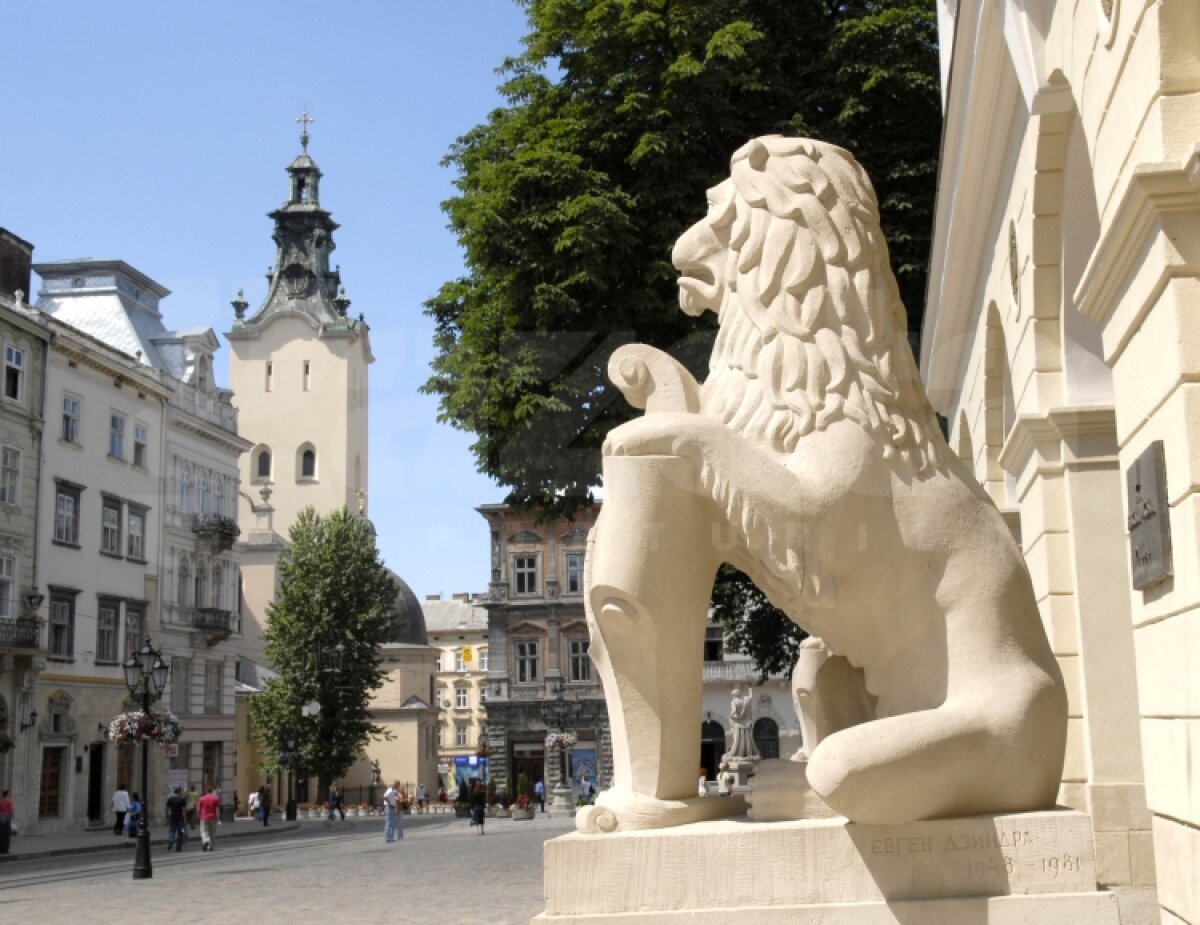 REPORTAJ EXCLUSIV DIN UCRAINA Lvov: între bad english şi promisiuni pe ritm de jazz