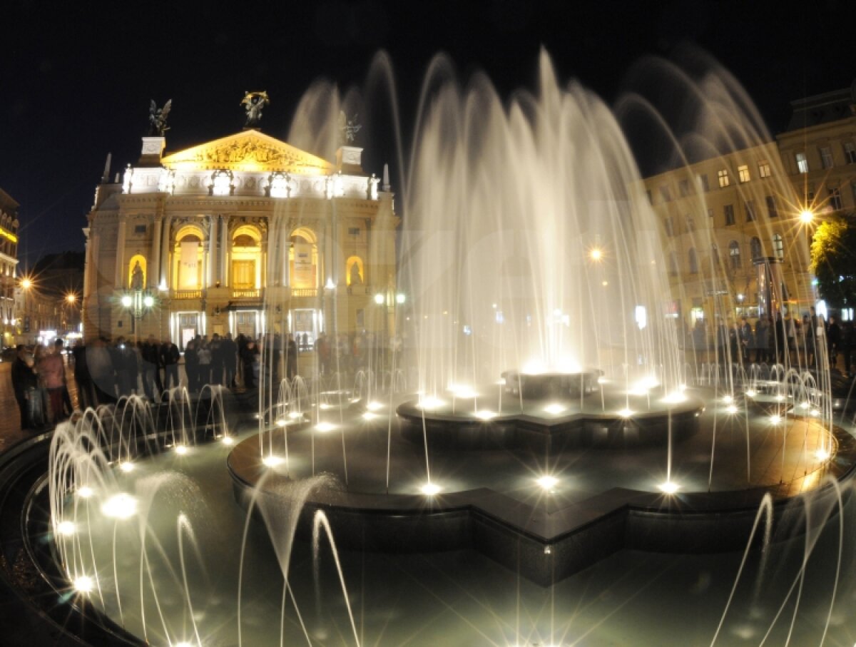 REPORTAJ EXCLUSIV DIN UCRAINA Lvov: între bad english şi promisiuni pe ritm de jazz