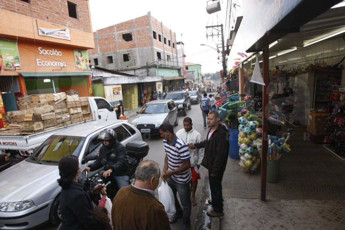 Poveste din favela în Sao Paulo » 100.000 de brazilieni trăiesc la limita sărăciei