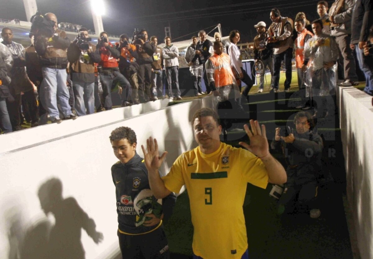 CRONICĂ Alexe şi Alexa nu i-au putut încurca pe Neymar şi Nilmar » România, a treia înfrîngere cu Brazilia