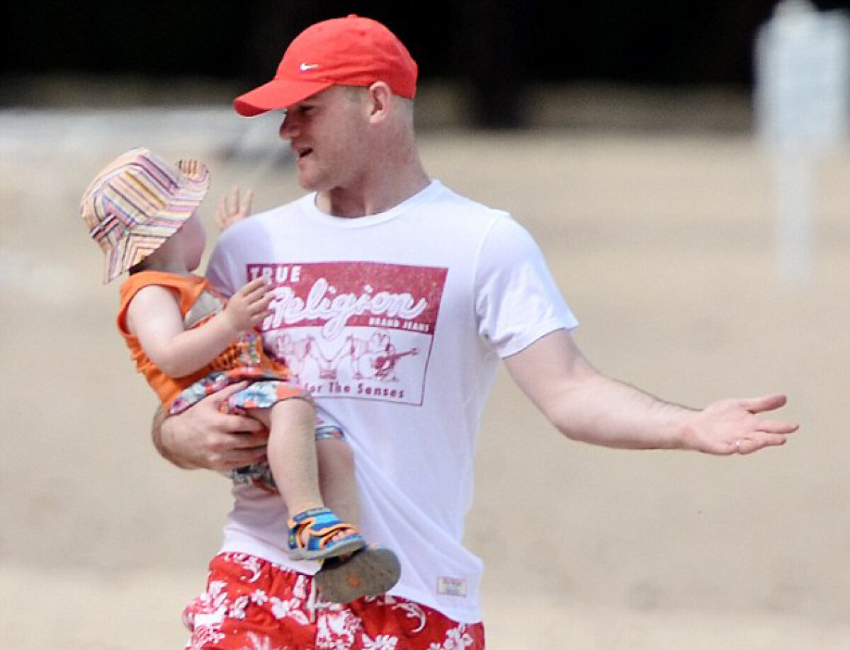 GALERIE FOTO Rooney şi-a dus familia în vacanţă în Barbados