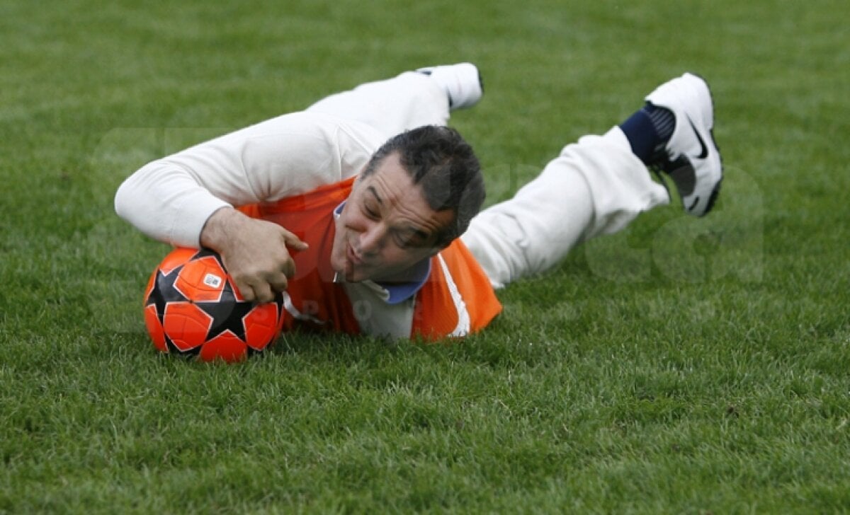 Steaua are antrenor! Gigi i-a scos pe băieţi pe terenul 6