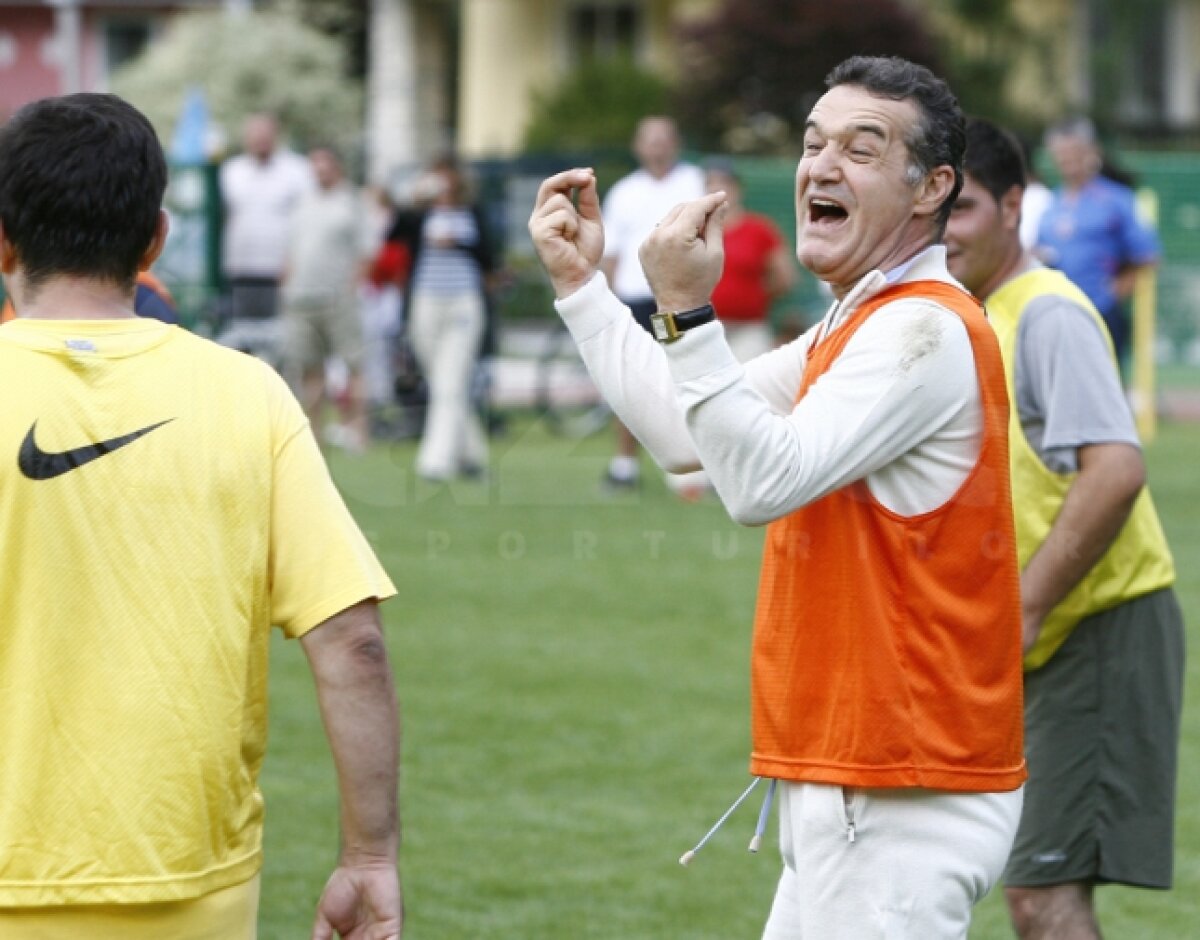 Steaua are antrenor! Gigi i-a scos pe băieţi pe terenul 6