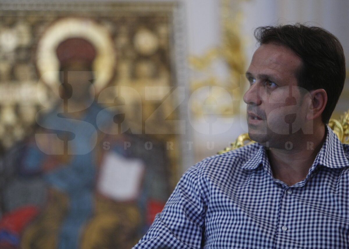 FOTO / Ronny Levy a fost prezentat la Steaua: "Viitorul echipei va fi la fel ca istoria sa, plin de succese"