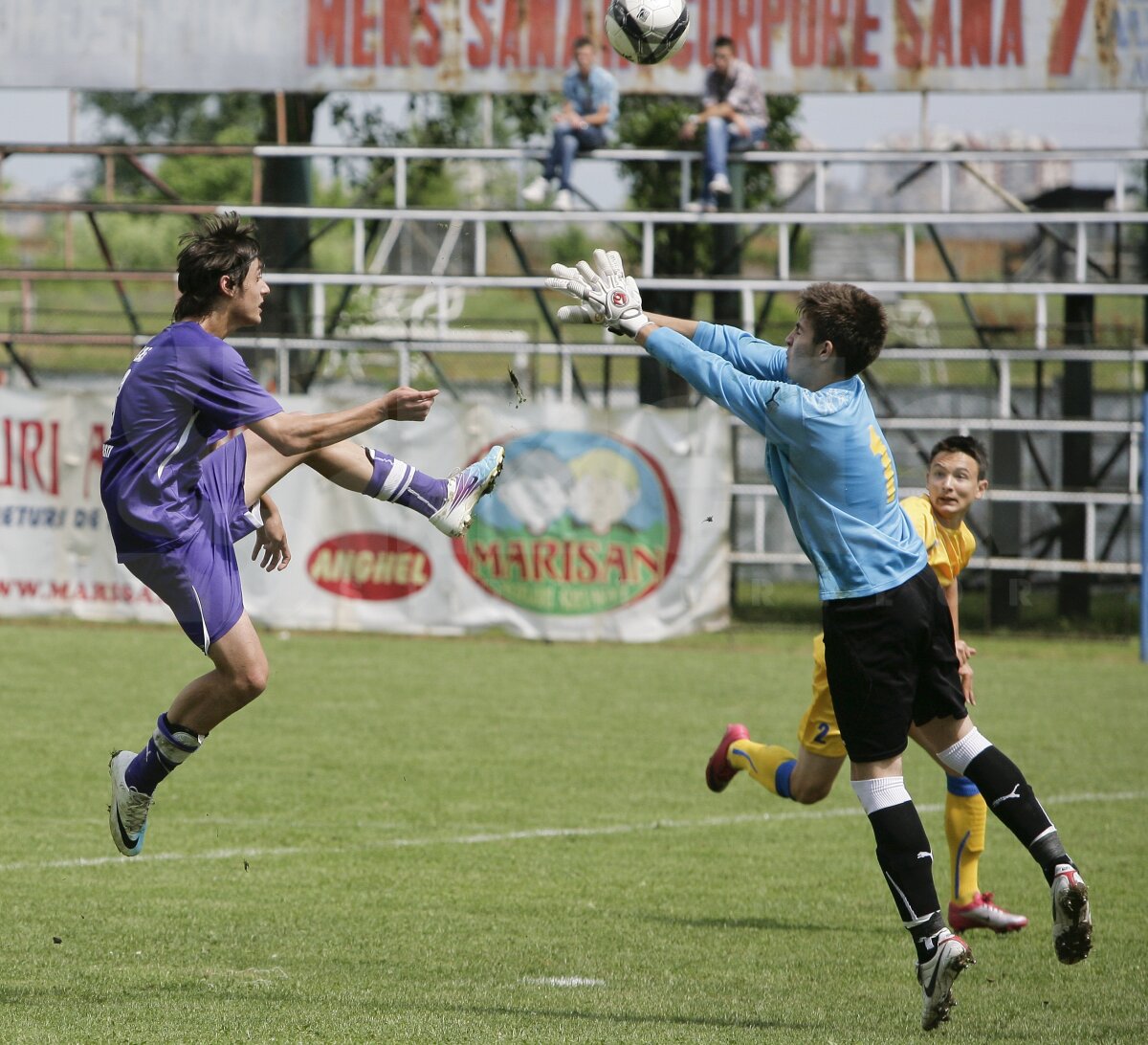 FOTO / Timiş a cîştigat primul campionat pentru selecţionate judeţene U16!