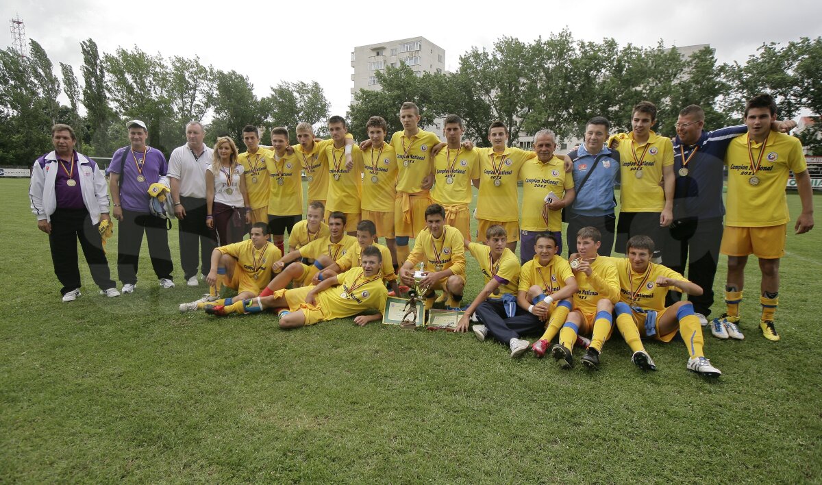 FOTO / Timiş a cîştigat primul campionat pentru selecţionate judeţene U16!