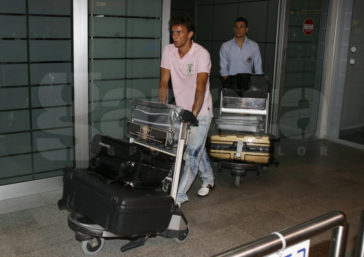 FOTO Începe carnavalul la Cluj! Brazilianul Ronny vrea titlul: "Tatu e prietenul meu, dar doar eu voi fi campion"