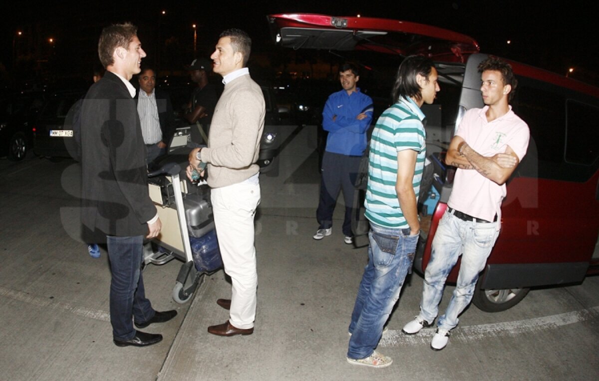 FOTO "Cel mai tare transfer al verii" a ajuns la Cluj! Sougou: "Am venit să fiu campion cu CFR"